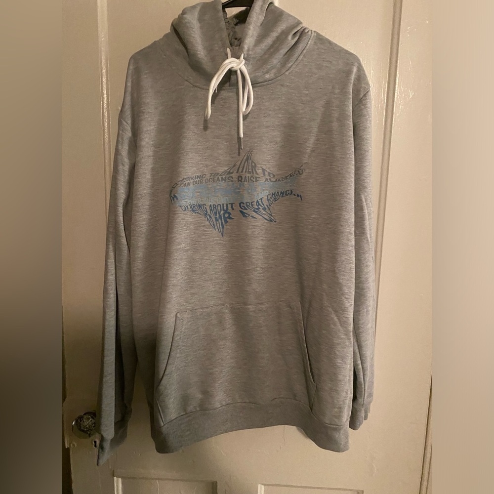 Shein Shark Sweatshirt Size XL